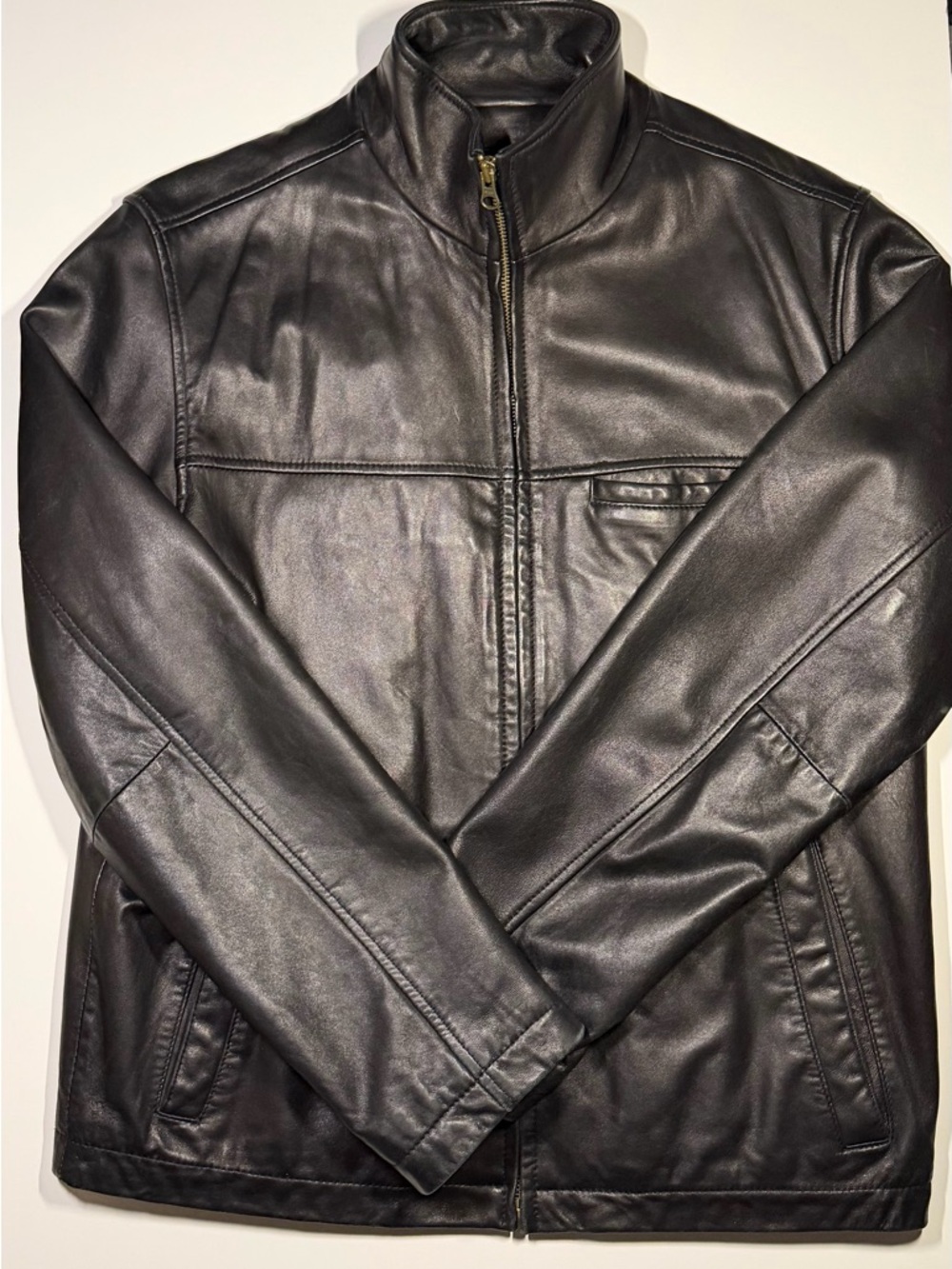 Covington Women’s Black Leather Motorcycle Jacket – Size S